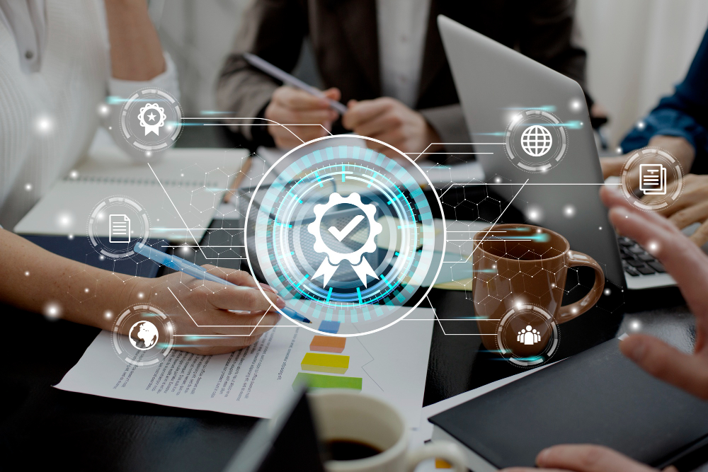 Para adoptar la norma es necesario seguir una serie de pasos, incluyendo el training de los empleados