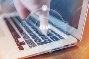 El software CRM para pequeñas empresas incluye la gestión de clientes, entre otras funcionalidades